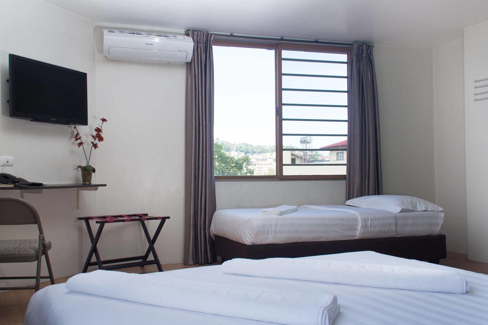 โรงแรมซิตี้เซ็นเตอร์ Baguio City ภายนอก รูปภาพ